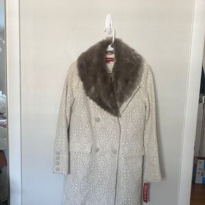 Merona Cream Trench Coat with Faux Fur Collar